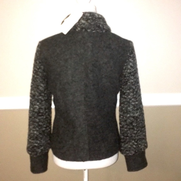 Jacket by Of White - Picture 5 of 8